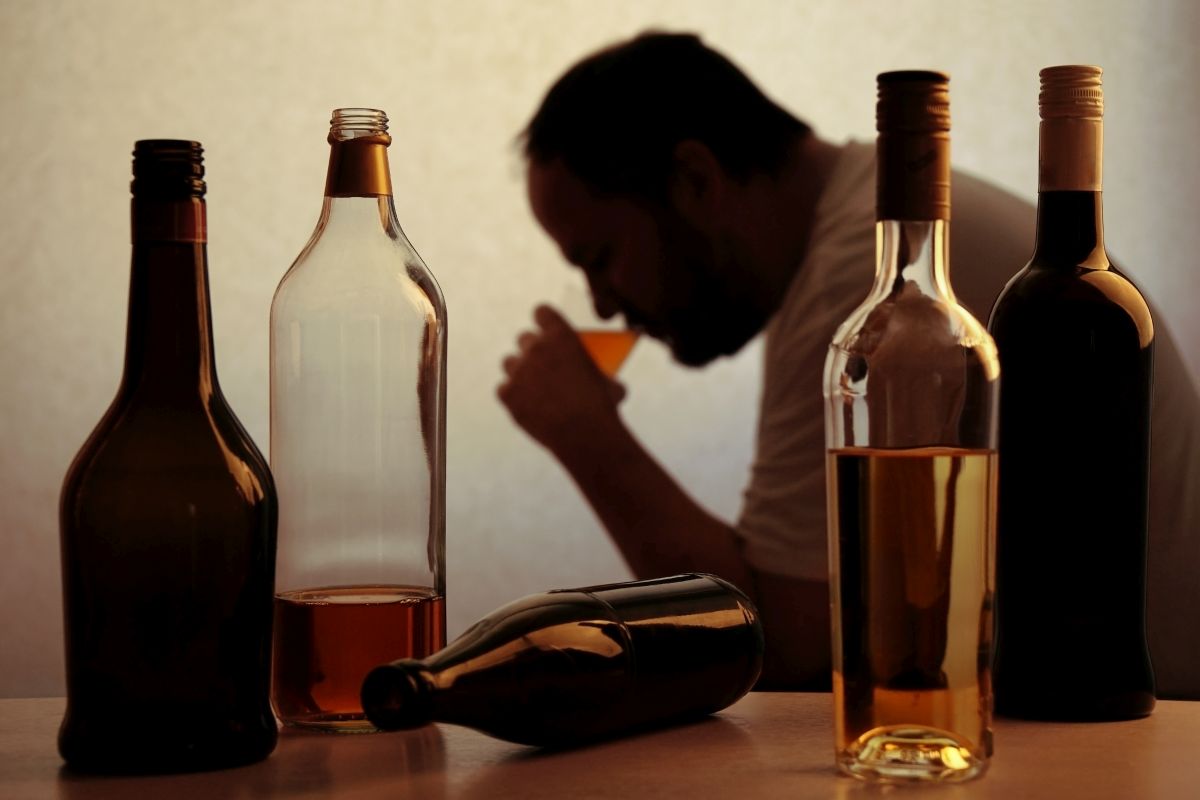 Najważniejsze kroki do podjęcia przy leczeniu uzależnienia od alkoholu
